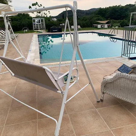 Michael's Garden Aparthotel 3*